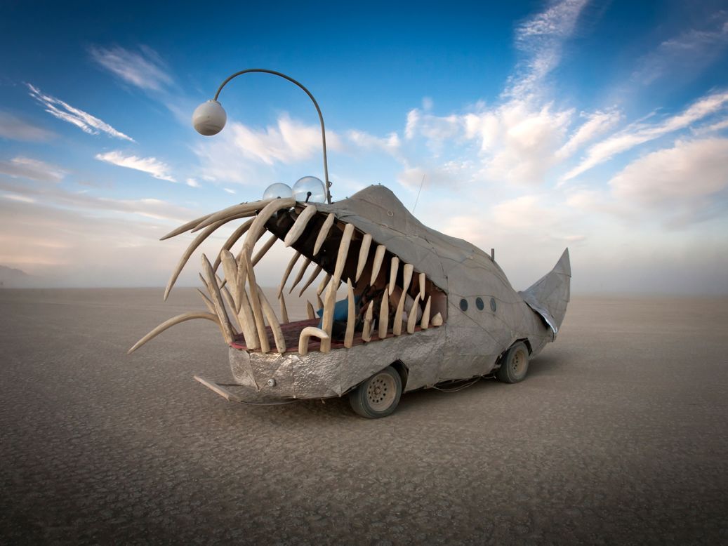 The car with the fish outfit